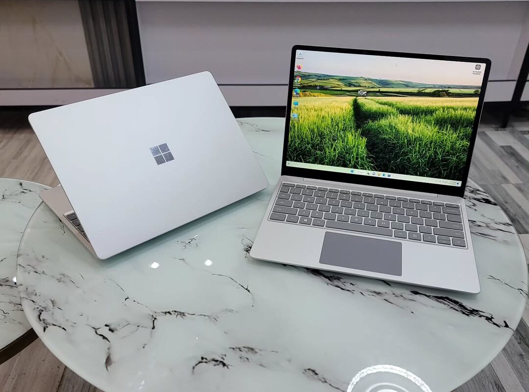 Microsoft Surface Go 🔥🔥 10th Generation Intel Core i5-1035G1 Touchscreen