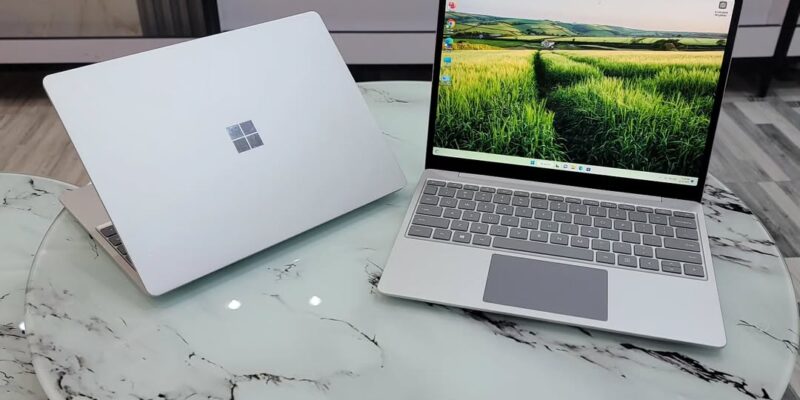 Microsoft Surface Go 🔥🔥 10th Generation Intel Core i5-1035G1 Touchscreen